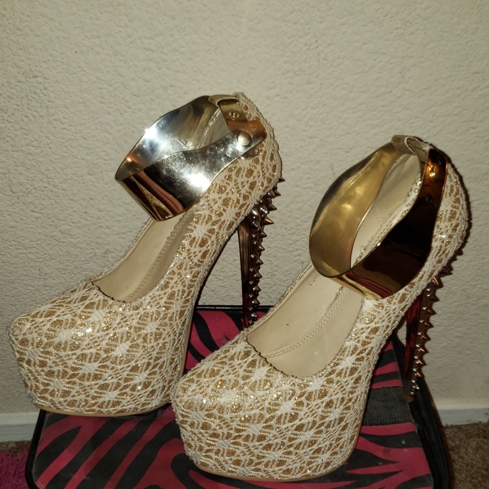 Platform spike heels
